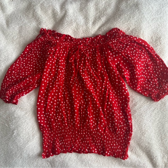 polka-dot top - Picture 1 of 5